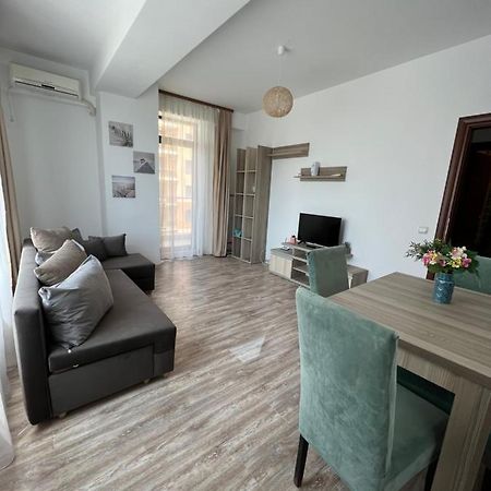 Summerland Beach&Sun Apartments Mamaia Kültér fotó