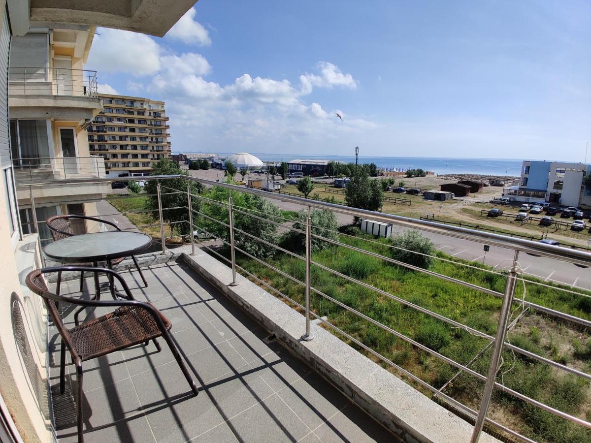 Summerland Beach&Sun Apartments Mamaia Kültér fotó