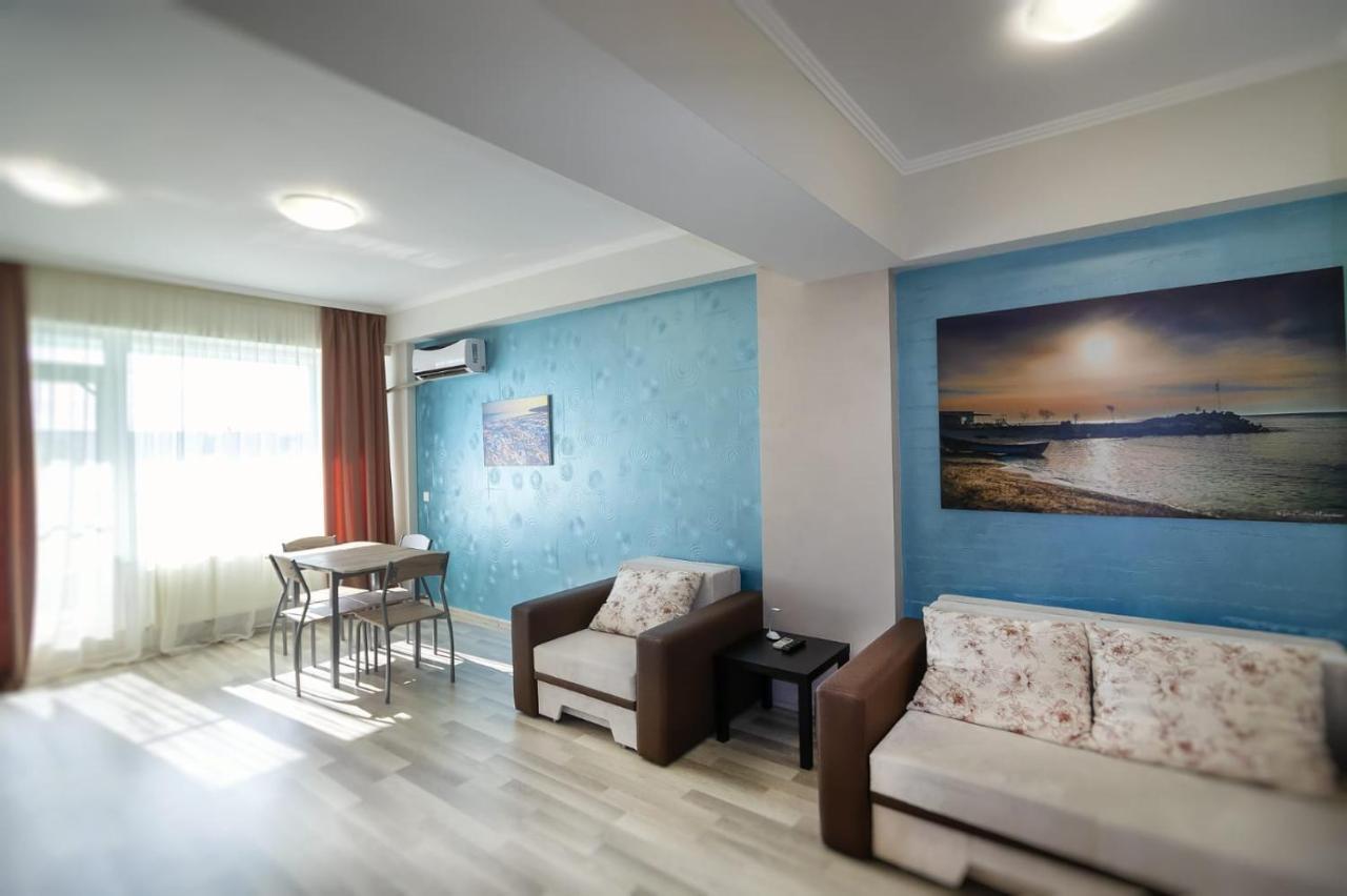 Summerland Beach&Sun Apartments Mamaia Kültér fotó