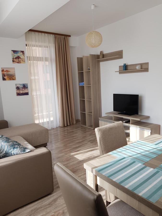 Summerland Beach&Sun Apartments Mamaia Kültér fotó