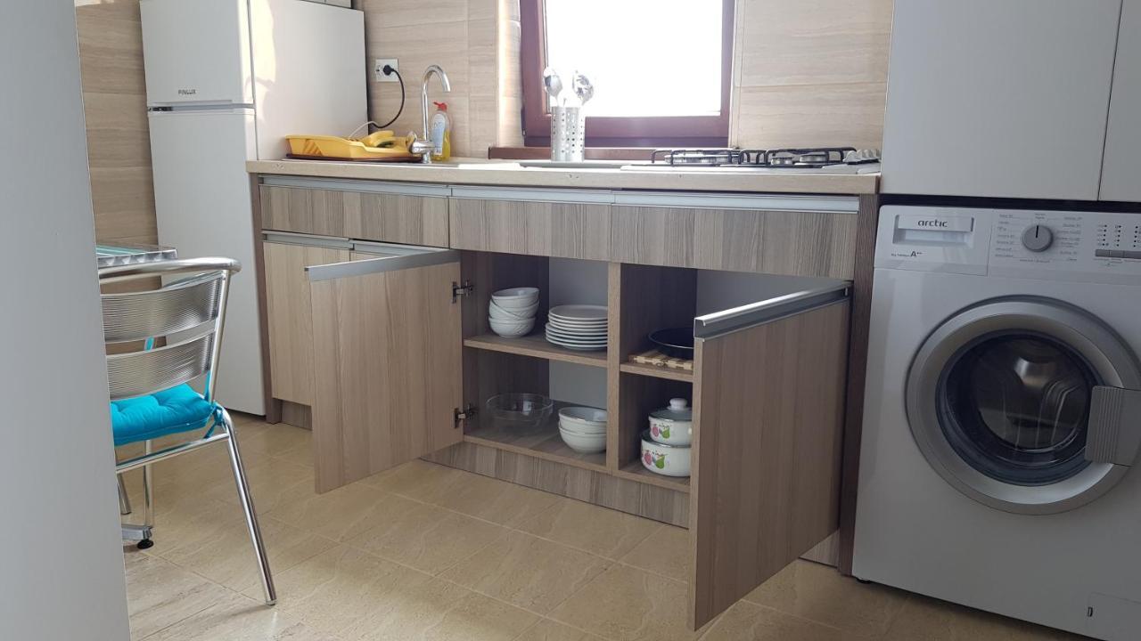 Summerland Beach&Sun Apartments Mamaia Kültér fotó